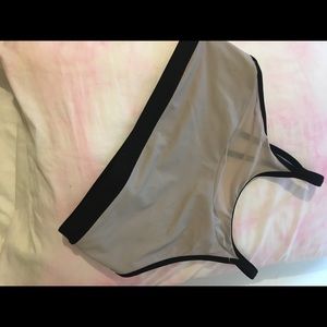 Lululemon “forget the rest” sports bra